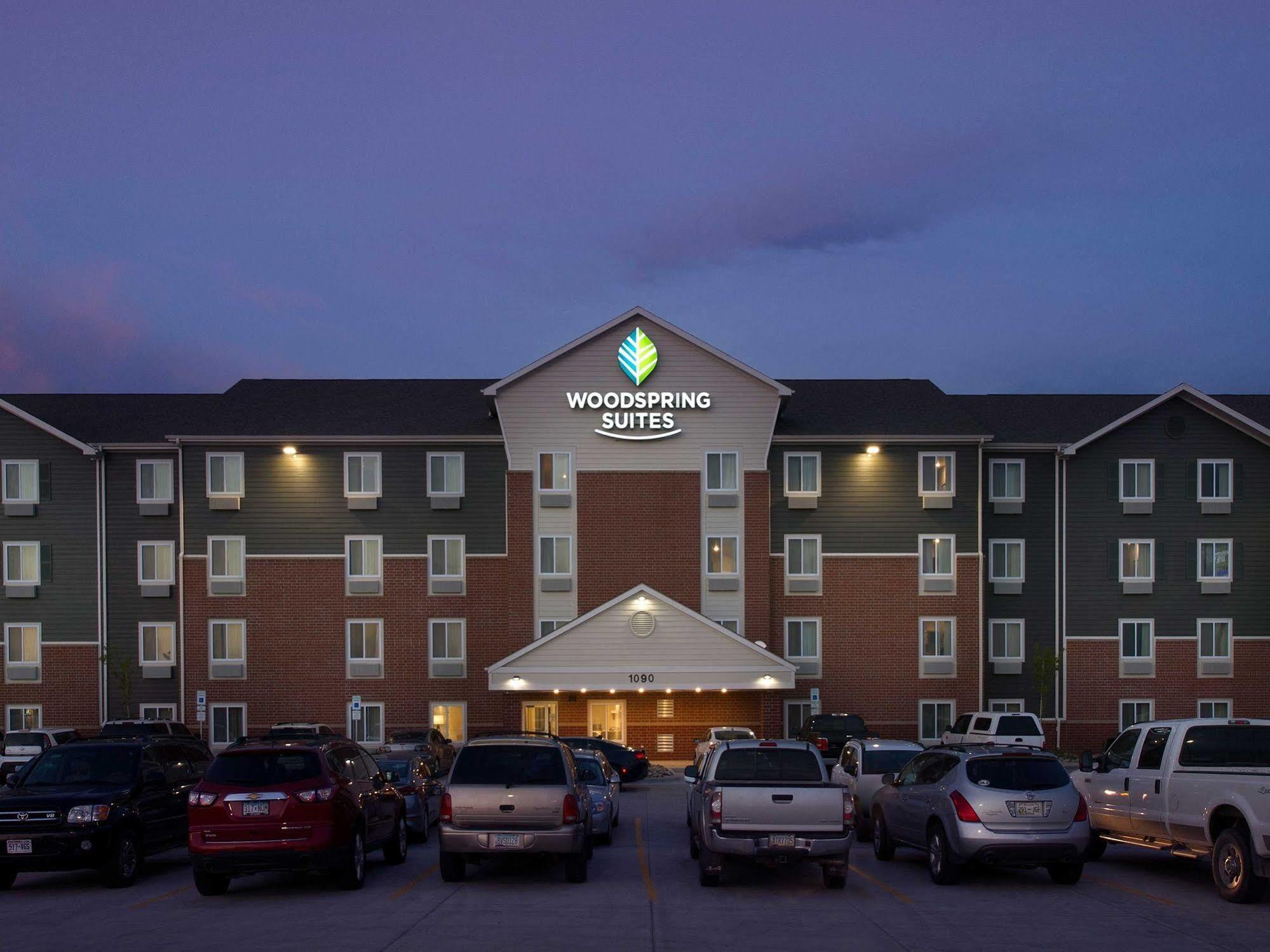 Woodspring Suites Fargo North Near Ndsu Esterno foto