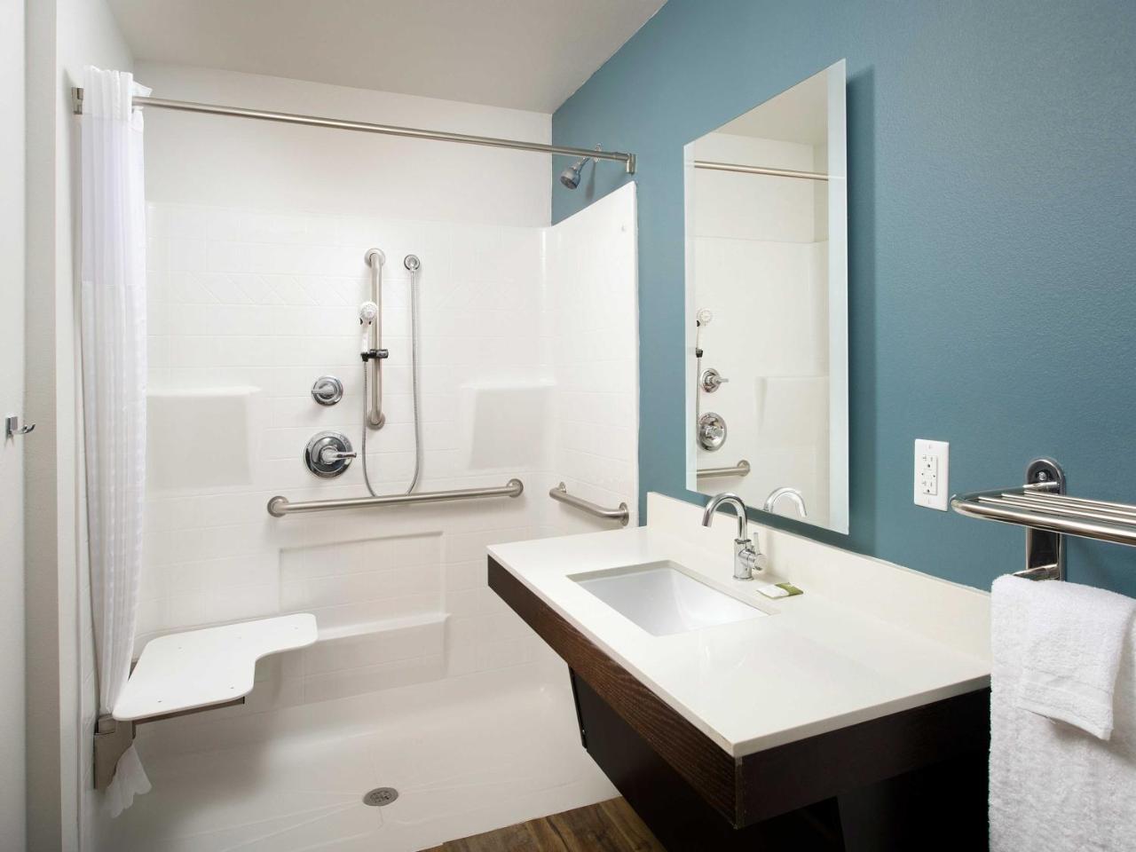 Woodspring Suites Fargo North Near Ndsu Esterno foto